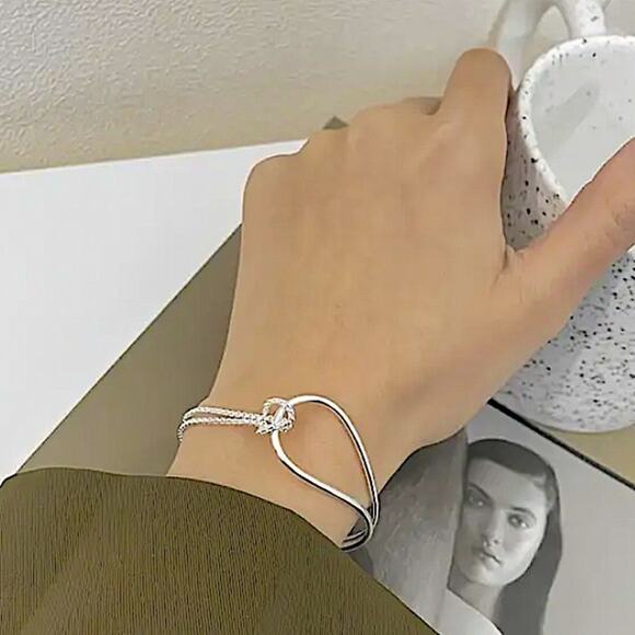 Minimalist Sterling Silver Chain Link Bangle Bracelet - Picture 4 of 10